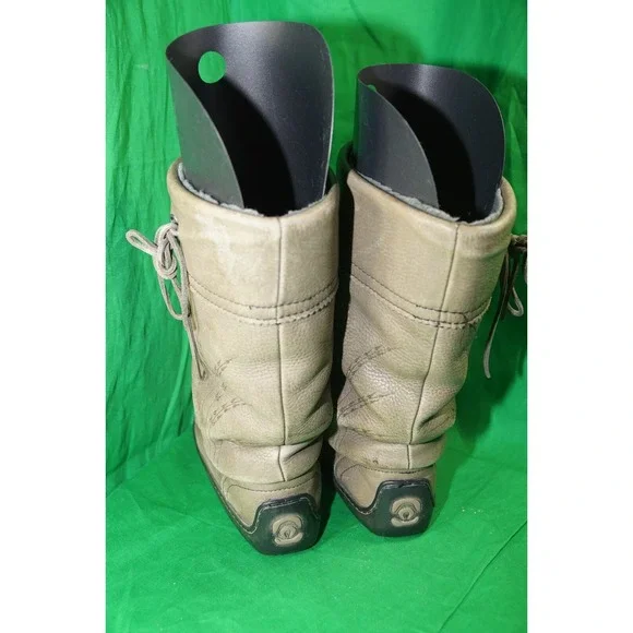 Mannitobah Mukluks Womens Boots Tan Leather Size US Womens 5 - Picture 3 of 9
